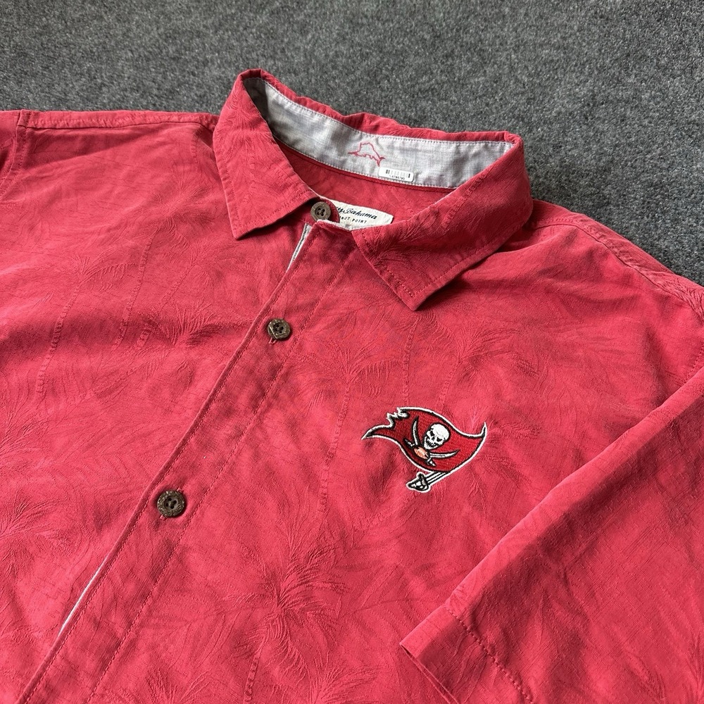 Tommy Bahama Floral Hawaiian Shirt Red Tampa Bay Buccaneers Island Zone Mens 2XL